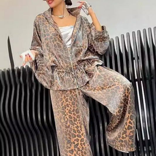 🔥🖤Black Friday Sale:50% OFF🔥Women's Lapel Mid Sleeve Leopard Print 2-Piece Suit